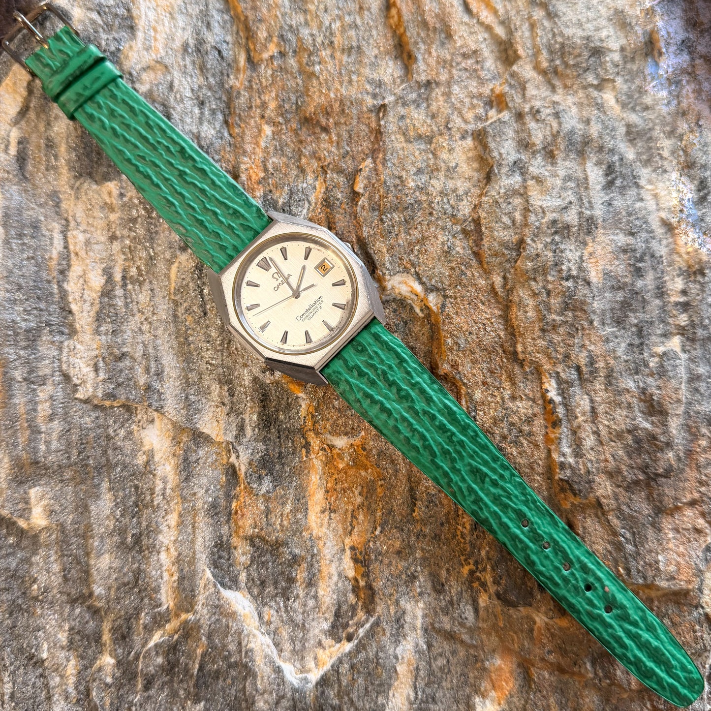 OMEGA CONSTELLATION CHRONOMETER - 1977