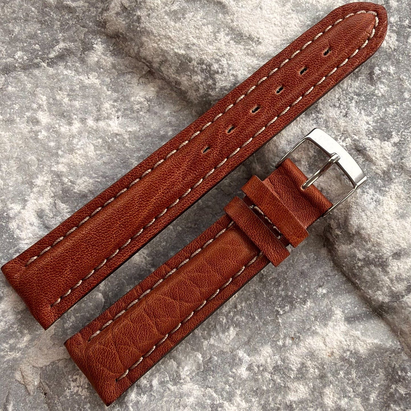 18mm - GERMAN ARTISAN - 1970s - NOS - SHRUNKEN GRAIN LEATHER