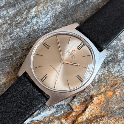 OMEGA GENÈVE AUTOMATIC - SILVER SUNBURST DIAL - 1969