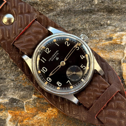 UNIVERSAL GENÈVE "WILHELMINA" - DUTCH MILITARY CONTRACT - CAL. 262 - 1941