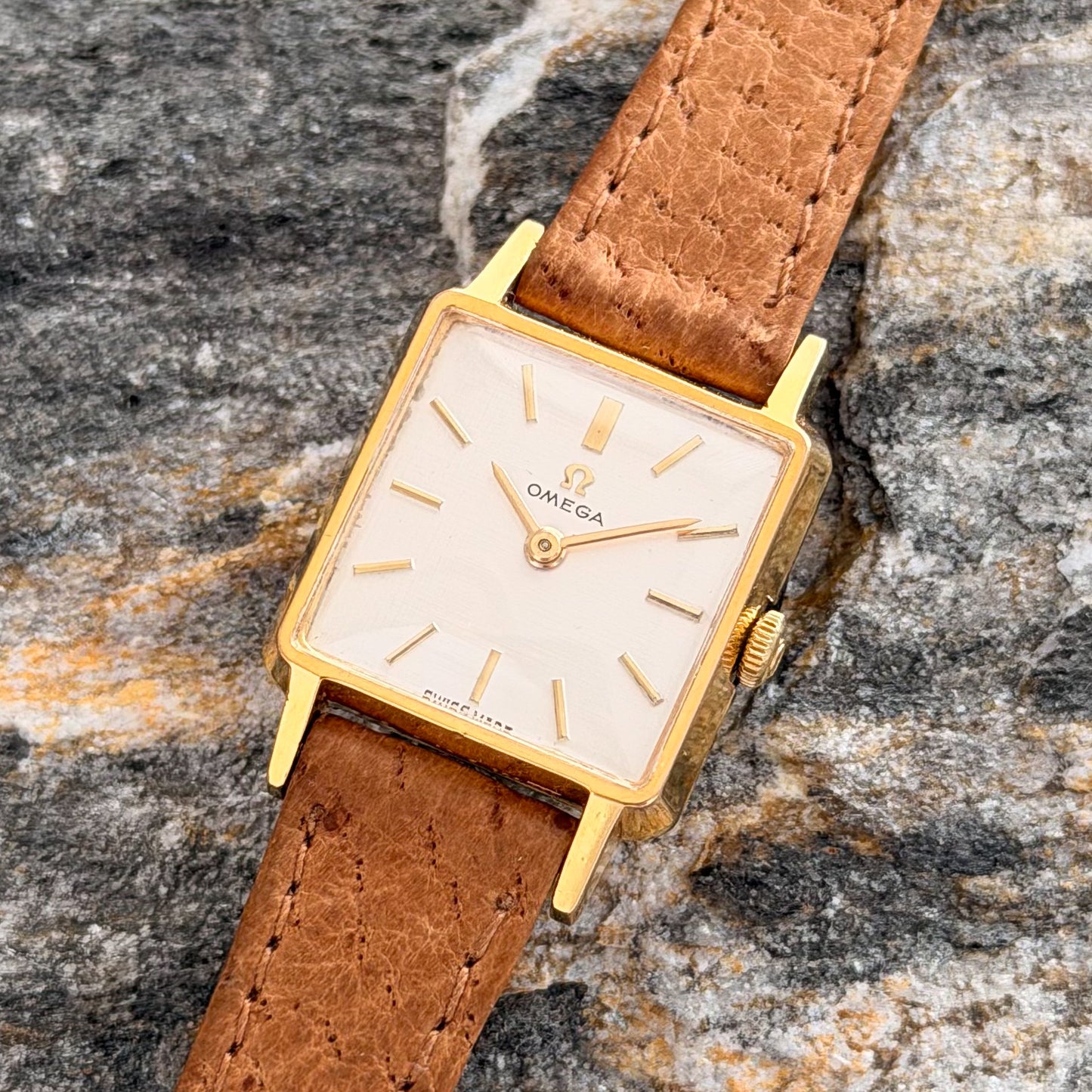 OMEGA CARRÉ - 1961