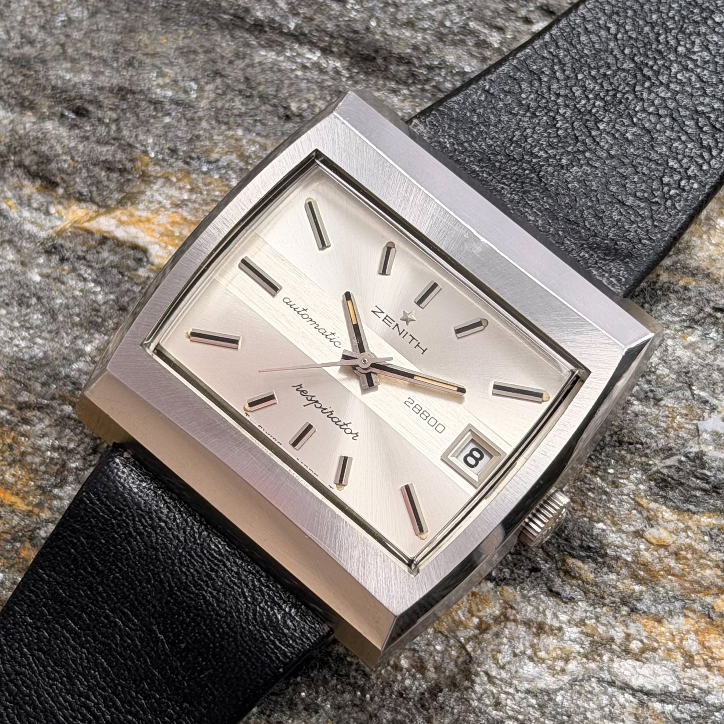 ZENITH RESPIRATOR AUTOMATIC - 1970s - NOS