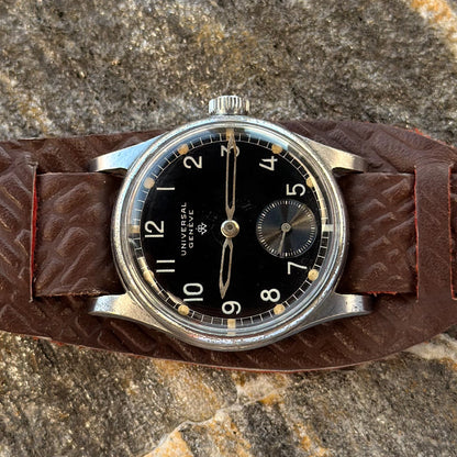 UNIVERSAL GENÈVE "WILHELMINA" - DUTCH MILITARY CONTRACT - CAL. 262 - 1941