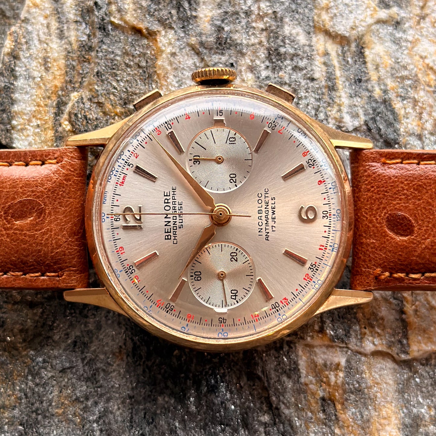 BENMORE CHRONOGRAPHE SUISSE - 18K GOLD - 1950s