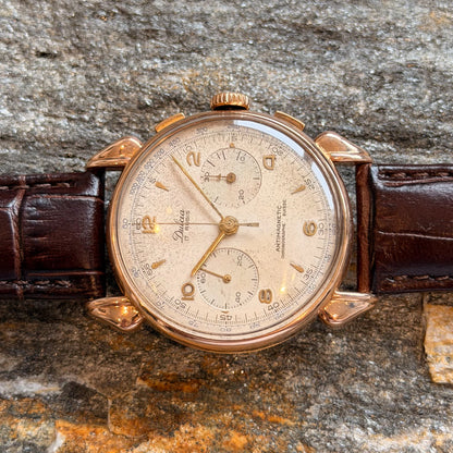 DULCIA CHRONOGRAPHE SUISSE - 18К GOLD - 1950s