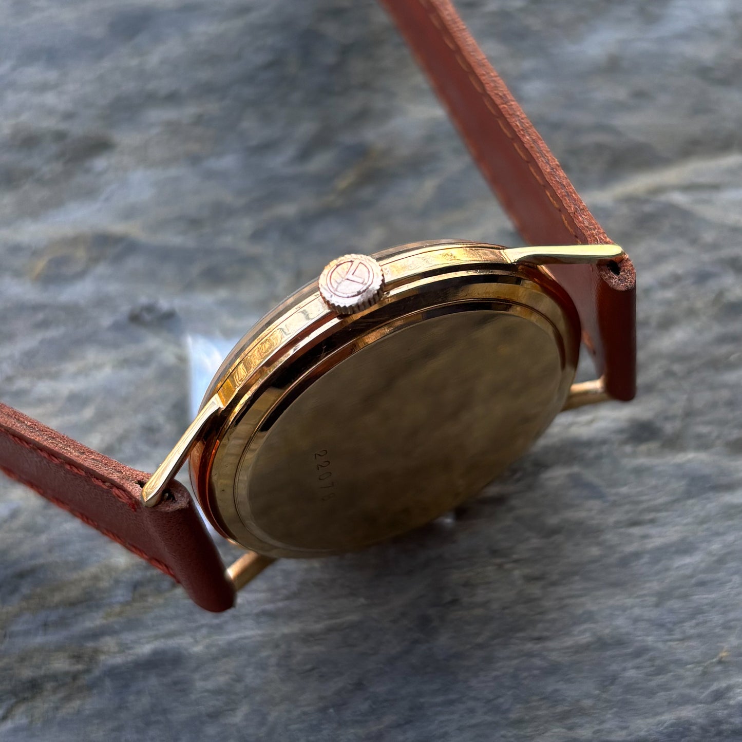 LONGINES - 18К GOLD - 1960s