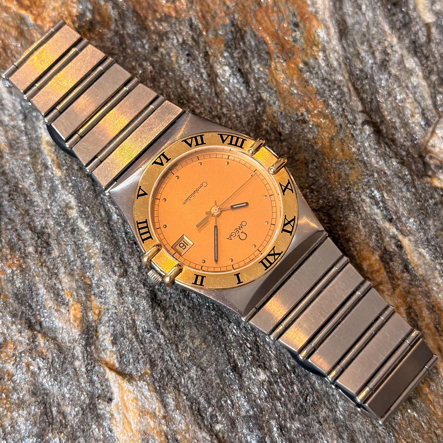 OMEGA CONSTELLATION MANHATTAN - 18K GOLD/STEEL - 1991