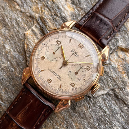 DULCIA CHRONOGRAPHE SUISSE - 18К GOLD - 1950s