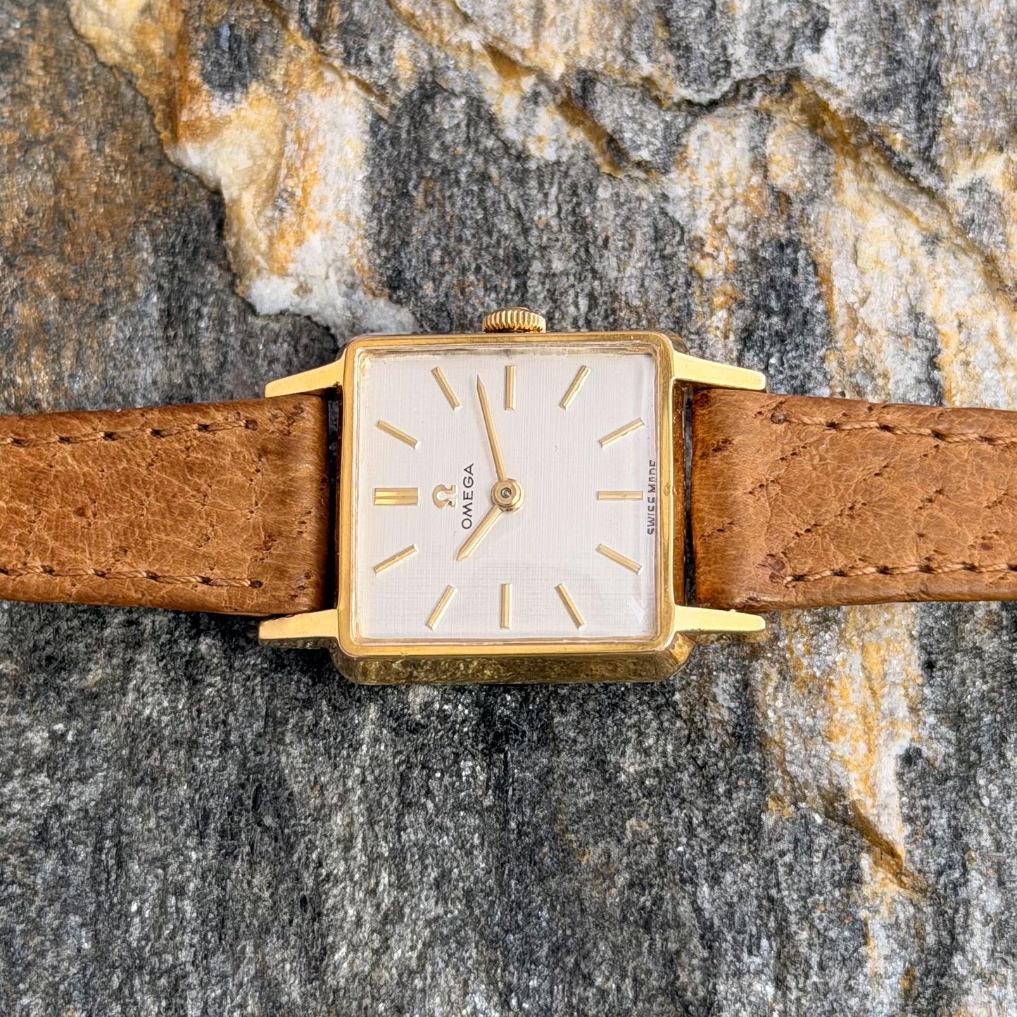 OMEGA CARRÉ - 1961