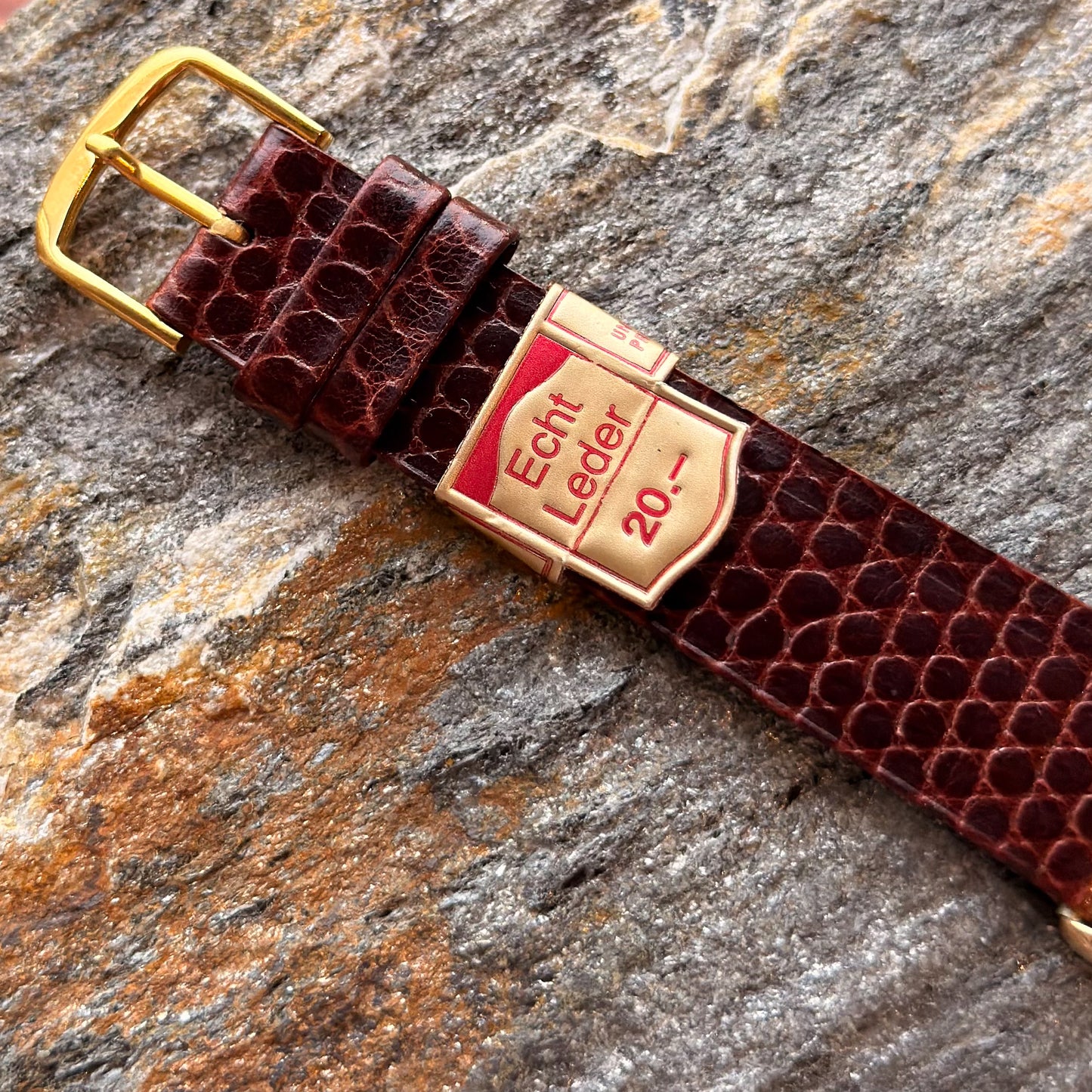 VACHERON CONSTANTIN TANK - 18K GOLD - 1970s