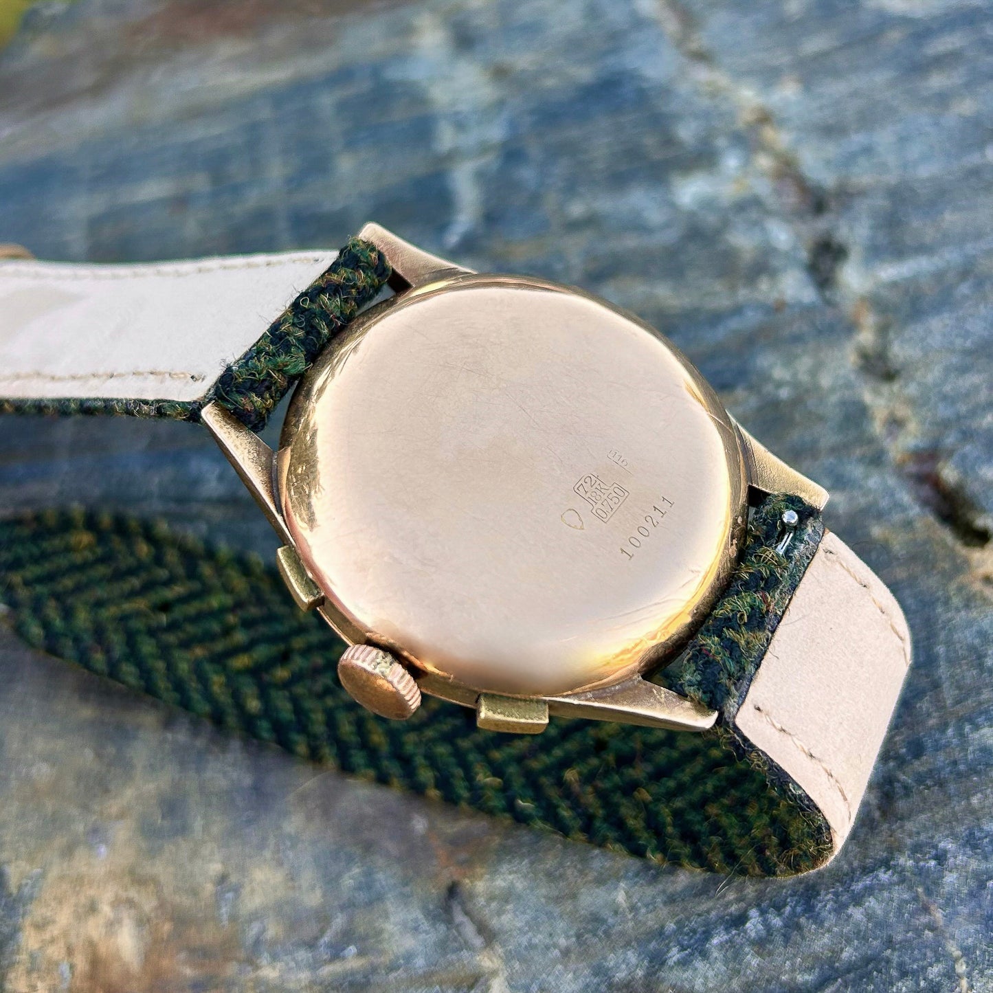 CHRONOGRAPHE SUISSE - 18K GOLD - 1950s