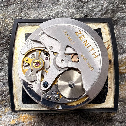 ZENITH RESPIRATOR AUTOMATIC - 1970s - NOS