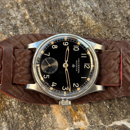 UNIVERSAL GENÈVE "WILHELMINA" - DUTCH MILITARY CONTRACT - CAL. 262 - 1941