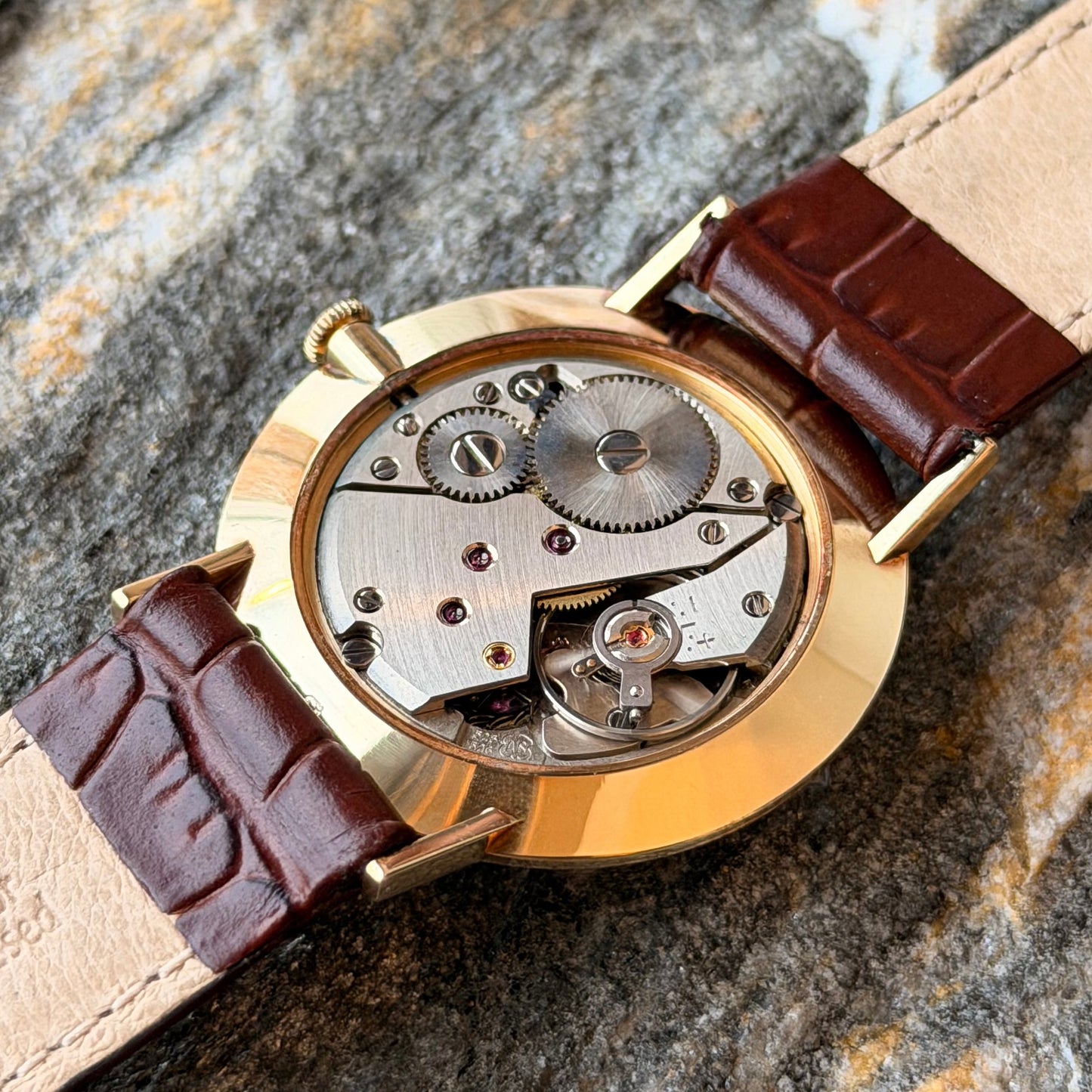 BLUMUS - 14K GOLD - BARK FINISH DIAL - NOS - 1960s