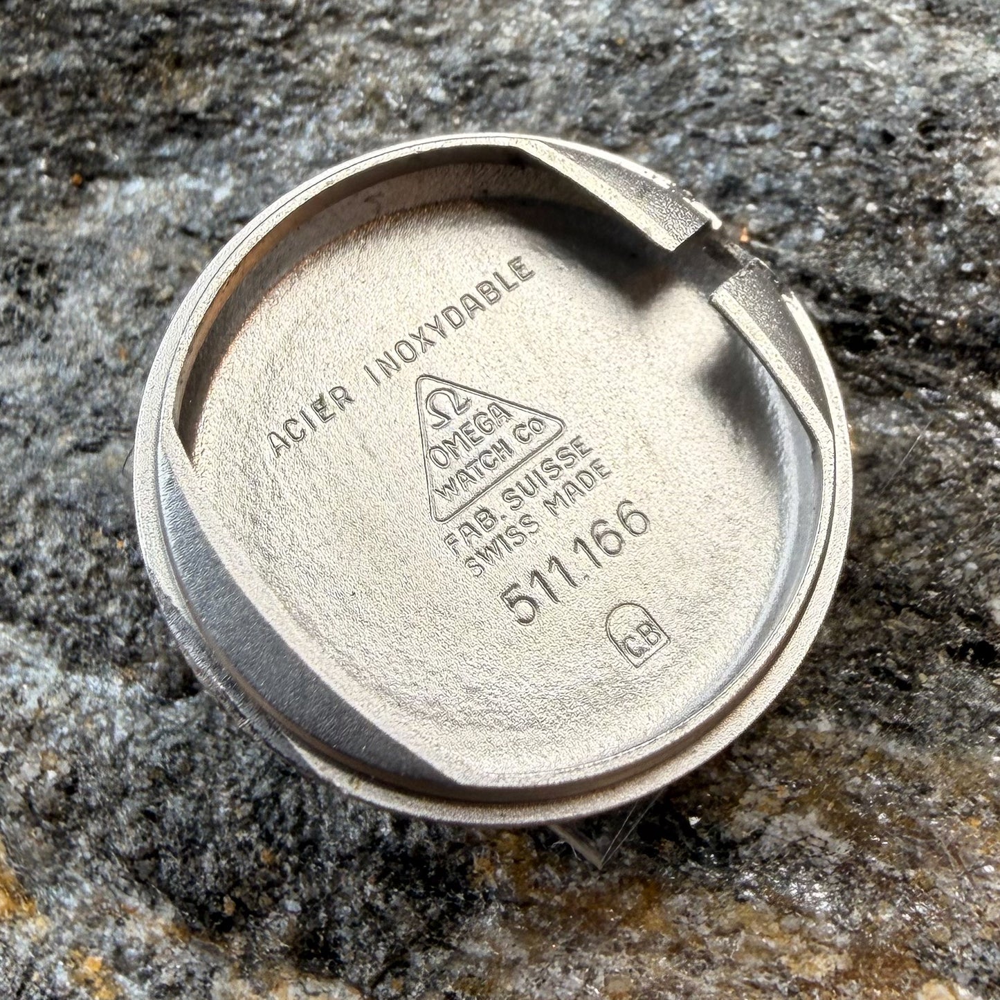 OMEGA SAPPHETTE "DIAMOND CUT" - NOS - PORTUGUESE CONNECTION - 1966