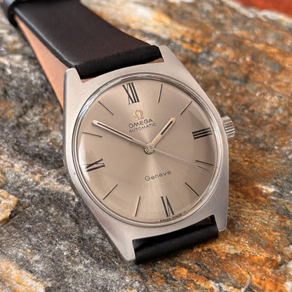 OMEGA GENÈVE AUTOMATIC - SILVER SUNBURST DIAL - 1969