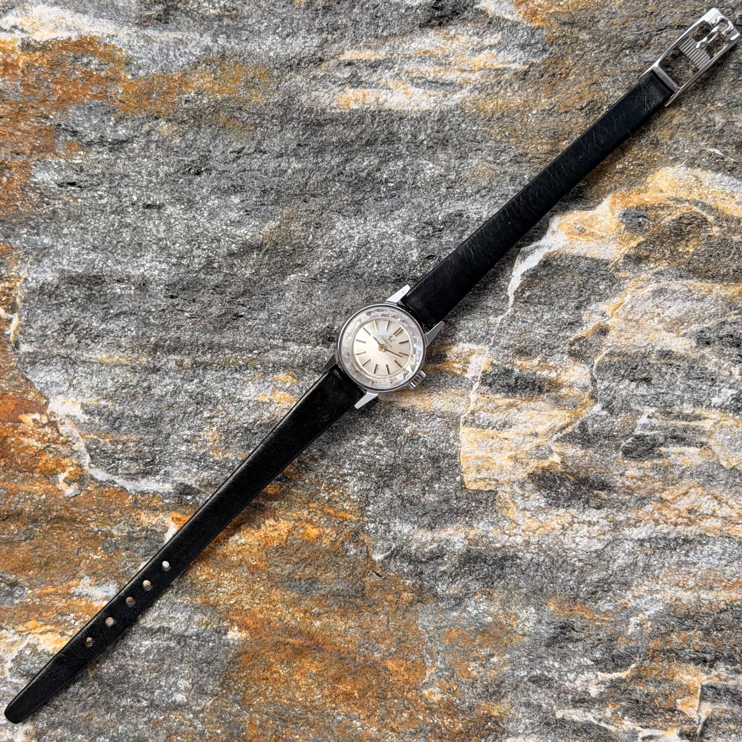 OMEGA SAPPHETTE "DIAMOND CUT" - NOS - PORTUGUESE CONNECTION - 1966