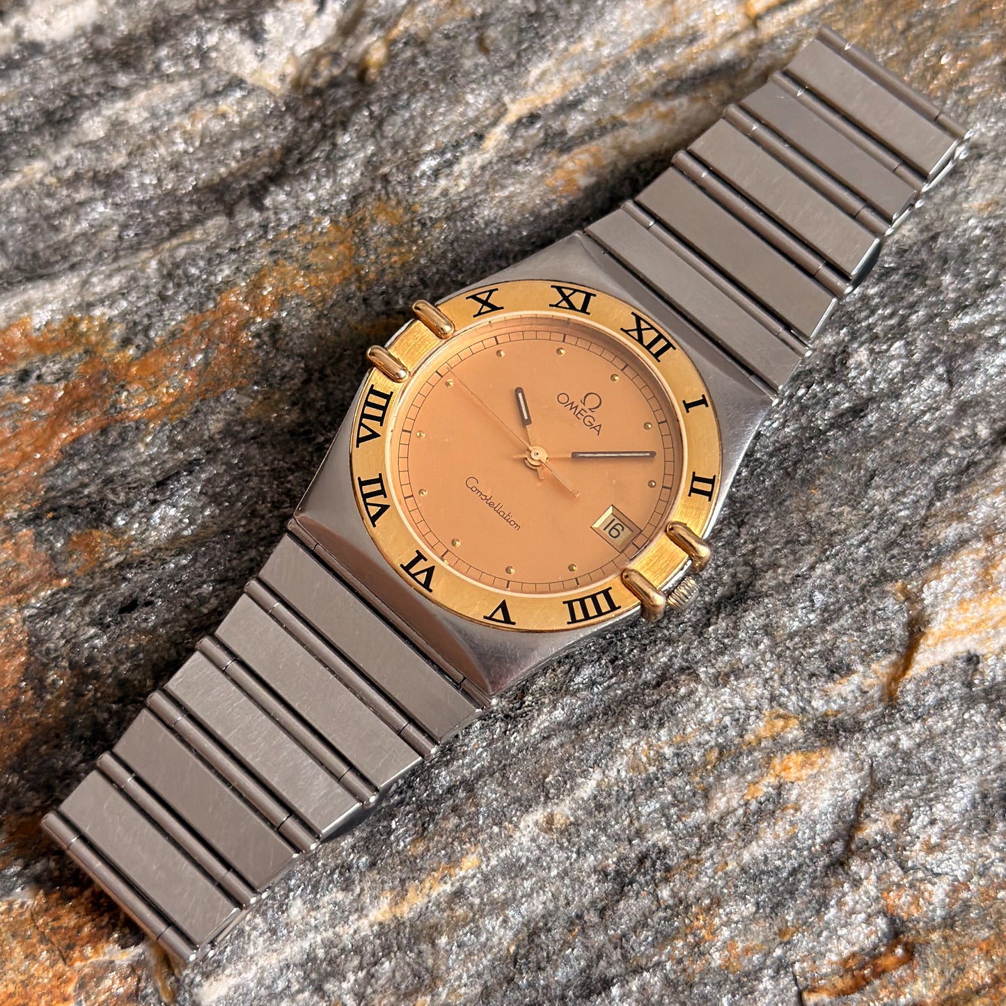 OMEGA CONSTELLATION MANHATTAN - 18K GOLD/STEEL - 1991