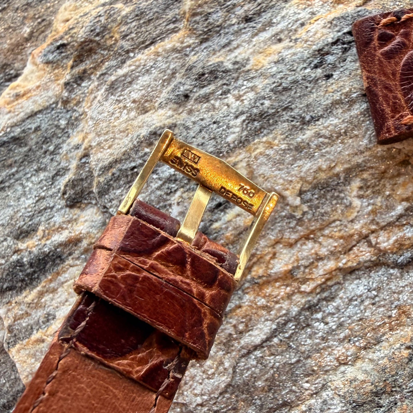 VACHERON CONSTANTIN TANK - 18K GOLD - 1970s