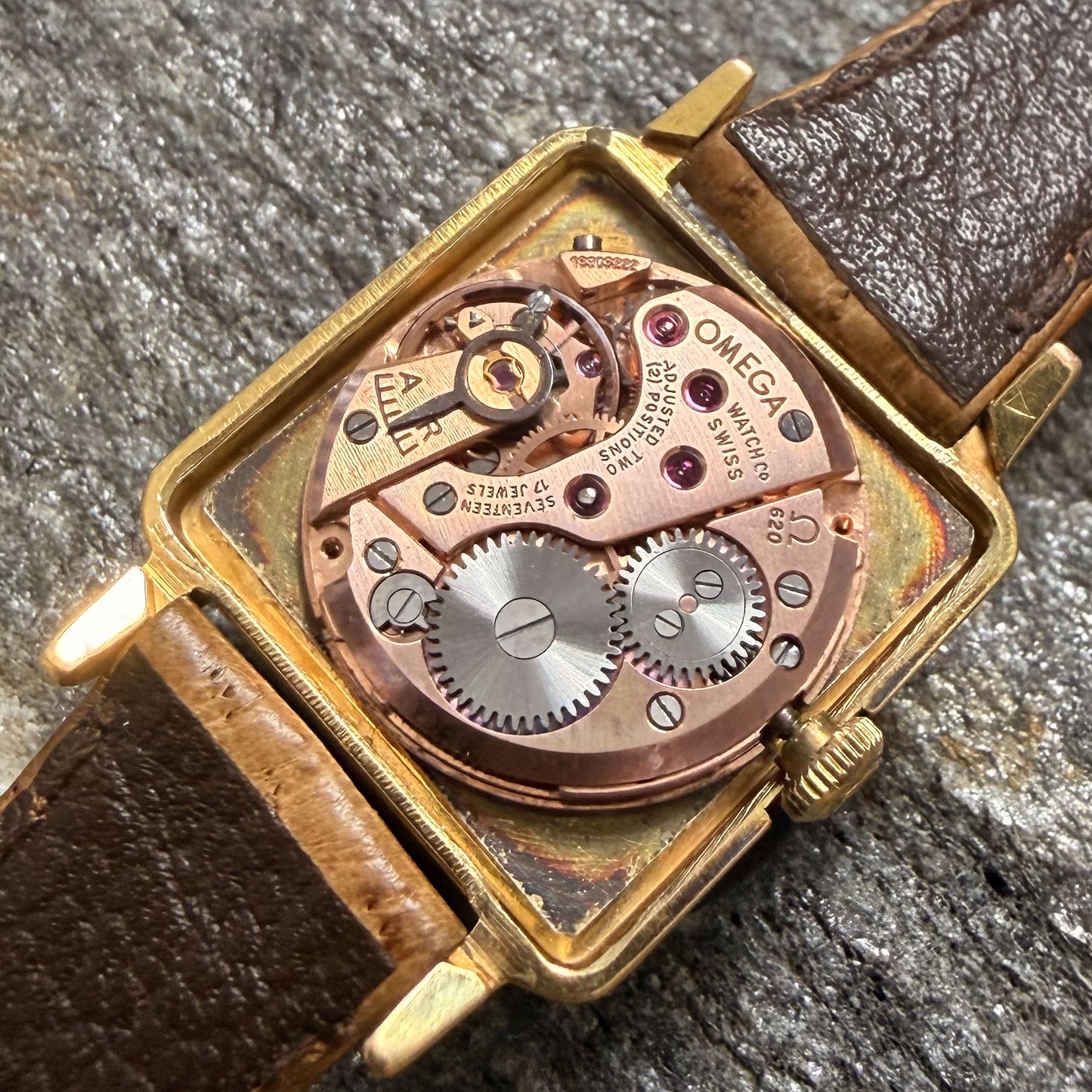 OMEGA CARRÉ - 1961