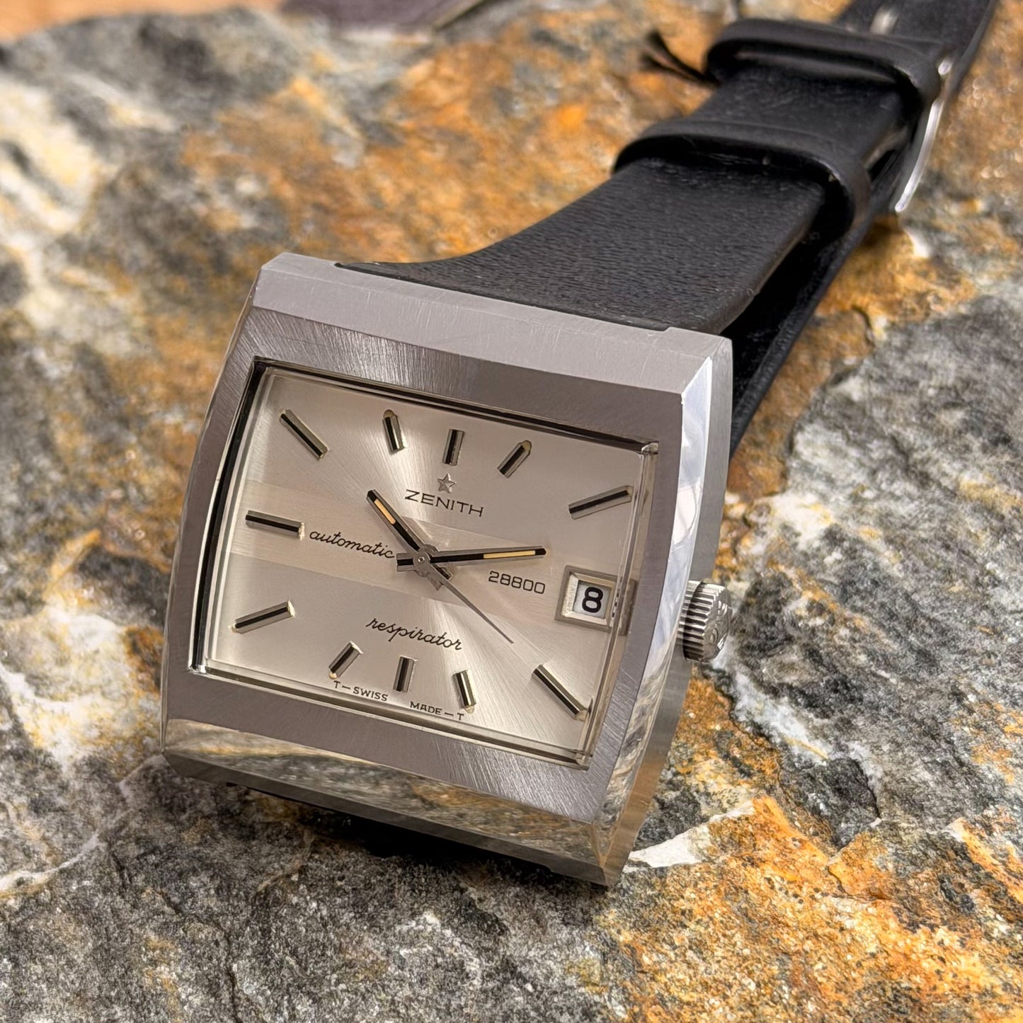 ZENITH RESPIRATOR AUTOMATIC - 1970s - NOS