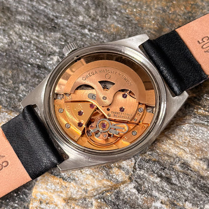 OMEGA GENÈVE AUTOMATIC - SILVER SUNBURST DIAL - 1969