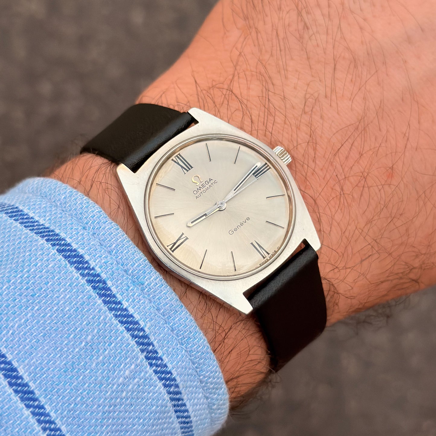 OMEGA GENÈVE AUTOMATIC - SILVER SUNBURST DIAL - 1969