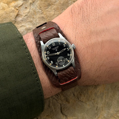 UNIVERSAL GENÈVE "WILHELMINA" - DUTCH MILITARY CONTRACT - CAL. 262 - 1941