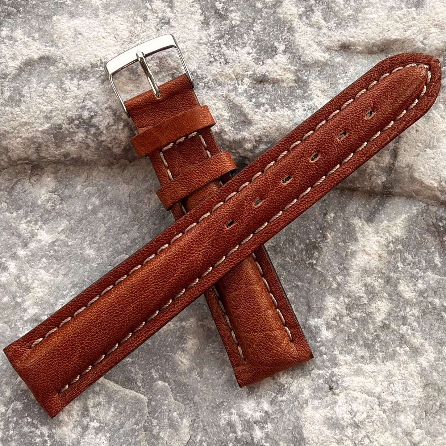 18mm - GERMAN ARTISAN - 1970s - NOS - SHRUNKEN GRAIN LEATHER