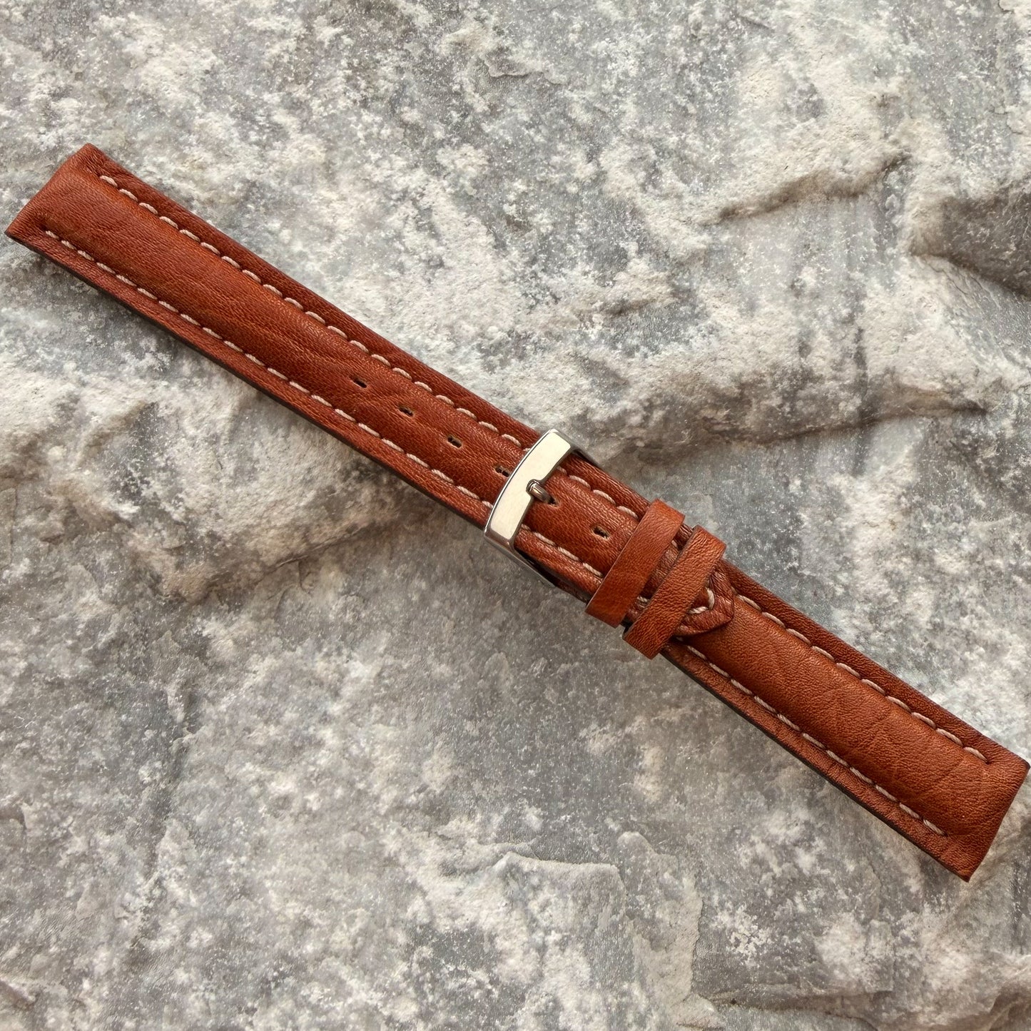 18mm - GERMAN ARTISAN - 1970s - NOS - SHRUNKEN GRAIN LEATHER