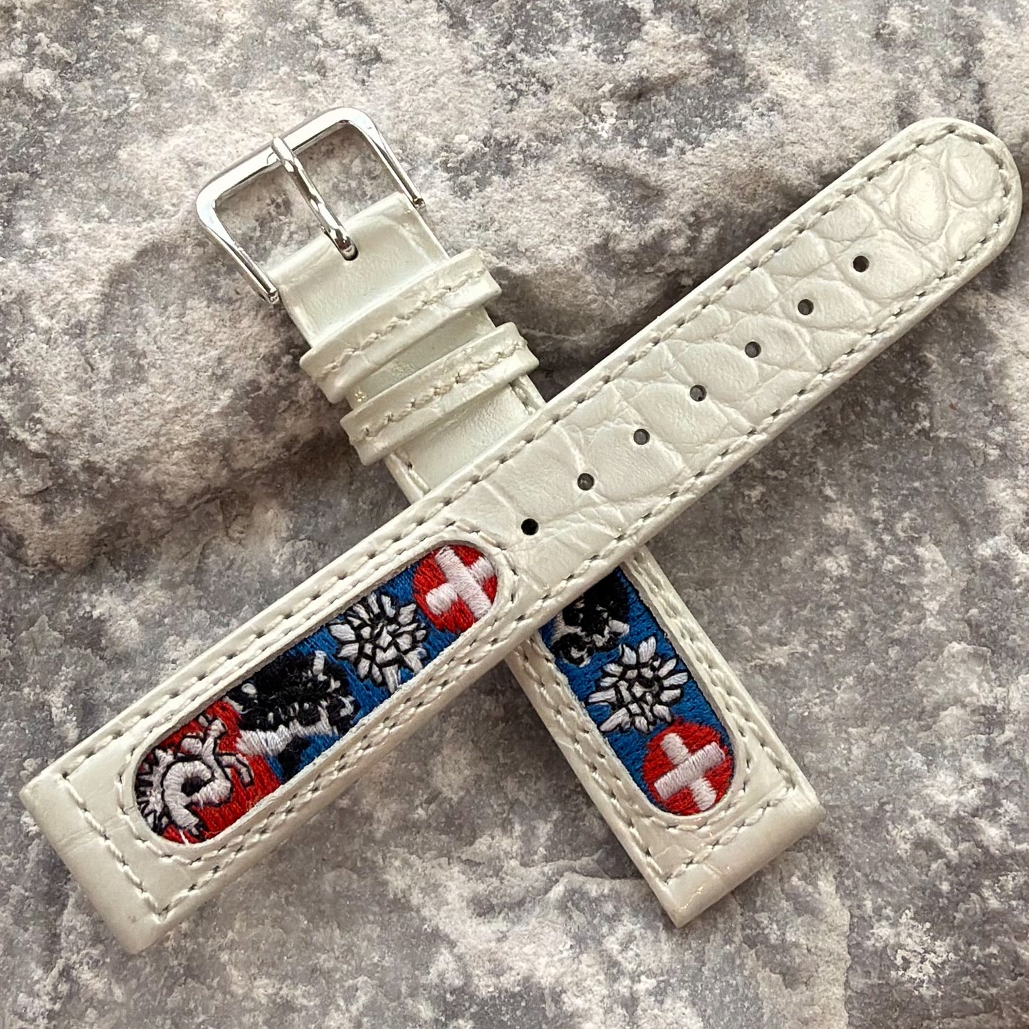 18mm - SWISS ALPINE FOLK ART - 1970s - NOS - EDELWEISS & SWISS CROSS