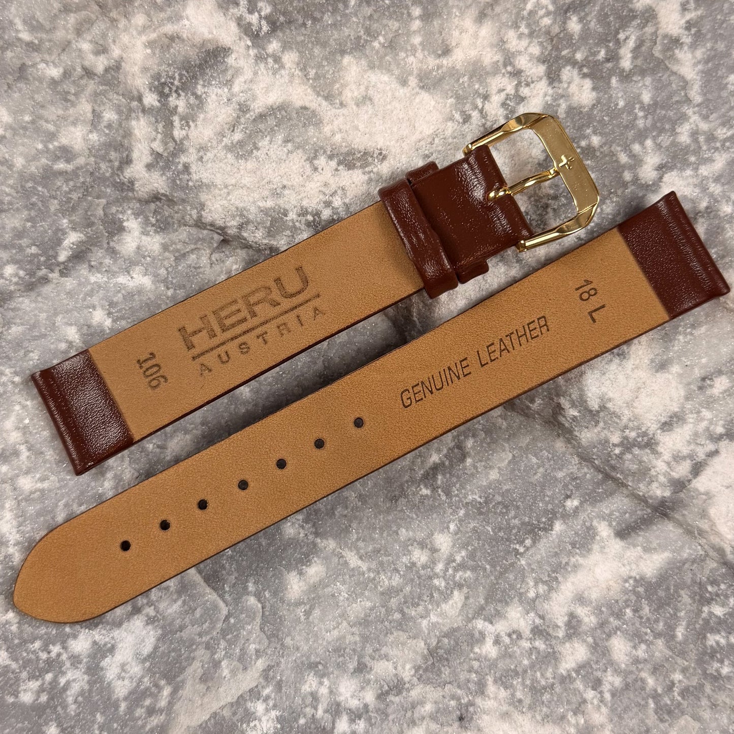 18mm - HERU - 1990s - NOS - MAHOGANY SMOOTH LEATHER